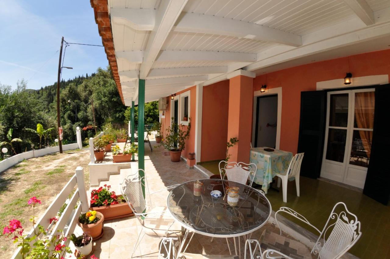 Eftyxia Apartments Paleokastritsa Exterior photo